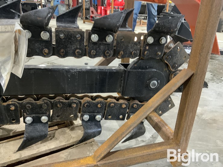 2025-giyi-d39-skid-steer-trencher-image-13