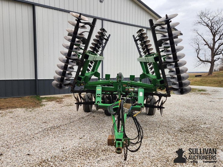 2011-john-deere-637-image-2