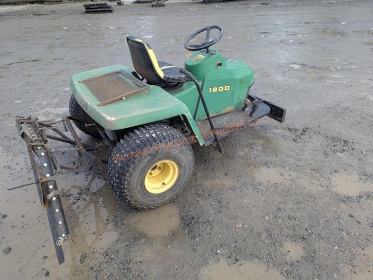 john-deere-1200-image-5