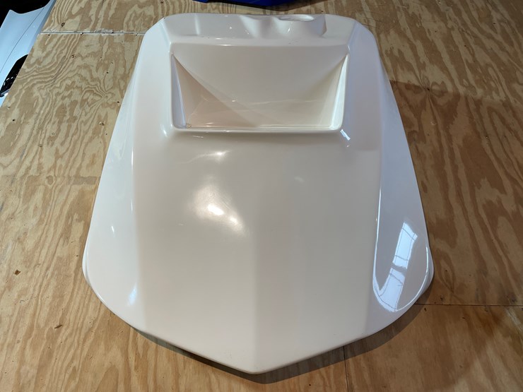 #3844-•-1973-polaris-starfire-snowmobile-hood-image-2