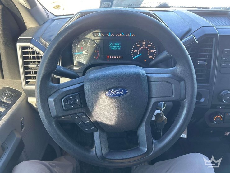 2016-ford-f150-image-9