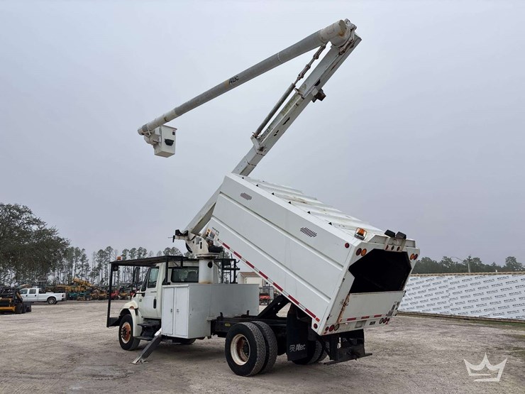 2007-international-durastar-4300-image-4