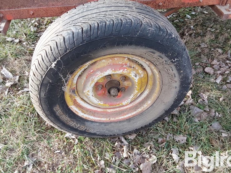 david-bradley-10'-flare-box-wagon-image-19