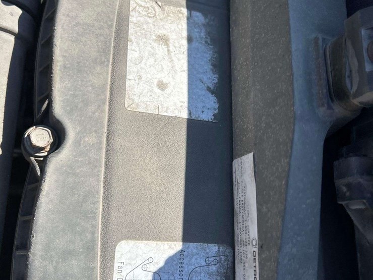 2017-freightliner-cascadia-125-image-10