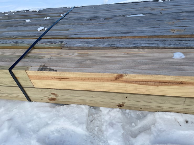 #3788-•-bundle-of-laminated-wood-beams-image-22