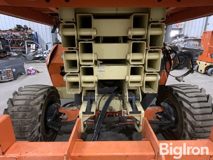 2014-jlg-4394rt-image-12