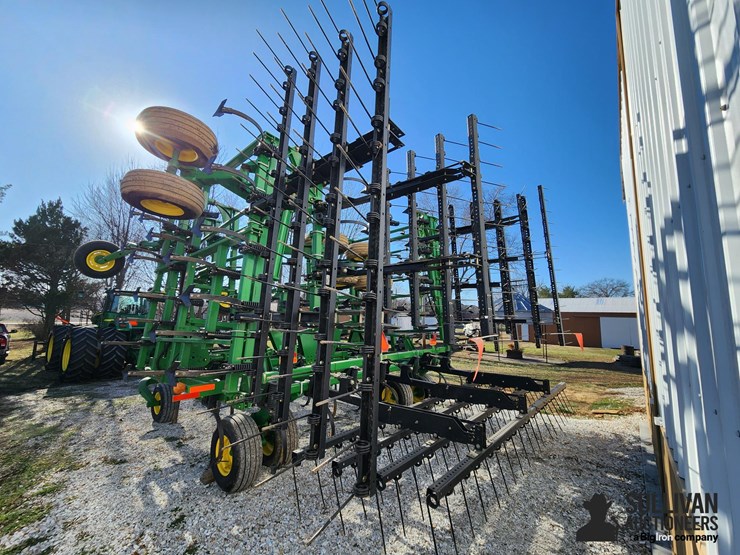 2010-john-deere-2210-image-6