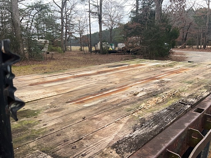 1977-ford-600-image-68