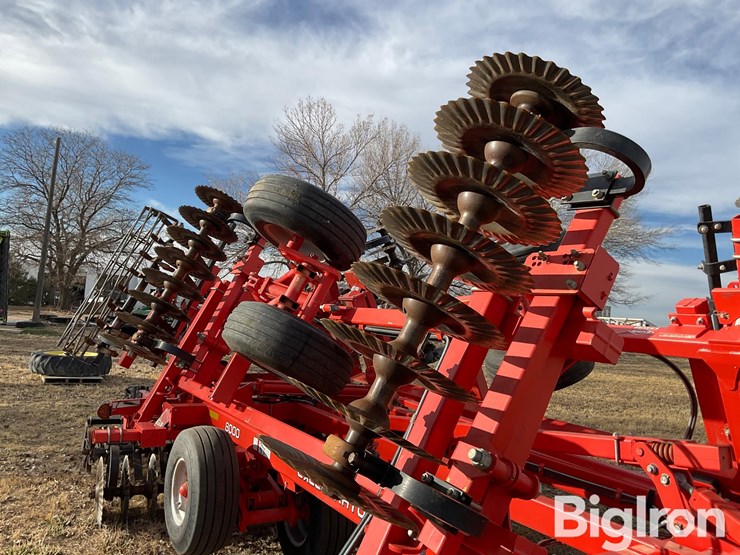 2015-kuhn-8000-excelerator-vertical-tillage-tool-image-9