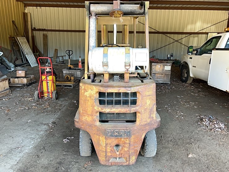 fork-lift;-located-at-7241-roxbury-rd,-charles-city,-va,-please-call-804.837.9940-or-804.651.4404-with-questions-image-2