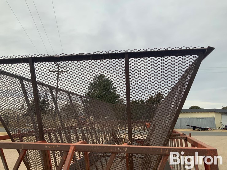 cattle-man’s-choice-bale-feeder-wagon-image-12