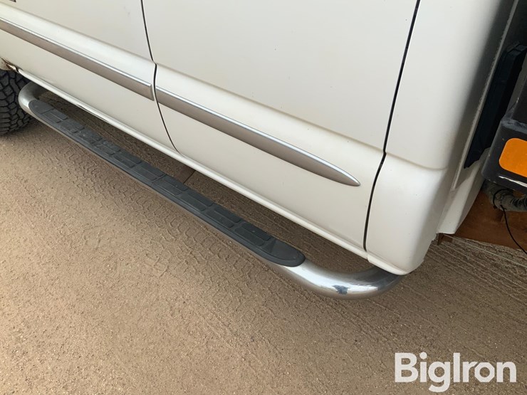 2005-gmc-sierra-2500-image-12