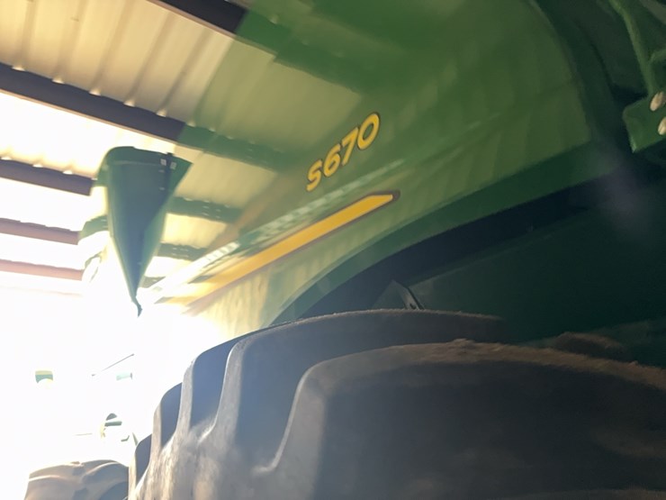 2015-john-deere-s670-image-11