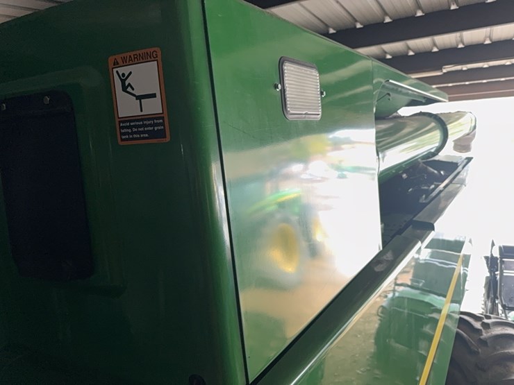 2015-john-deere-s670-image-45