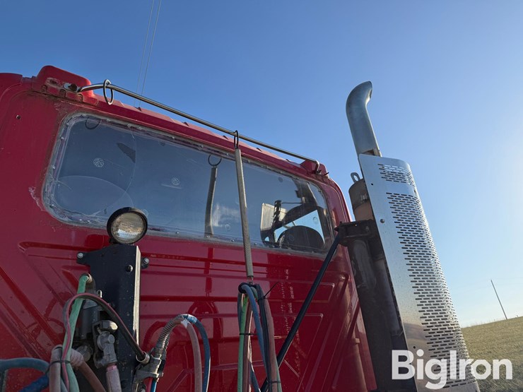 2011-international-prostar-image-15