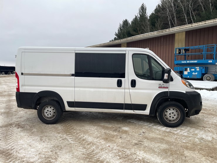 2022-dodge-1500-image-4