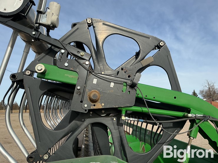 2007-john-deere-630f-image-17