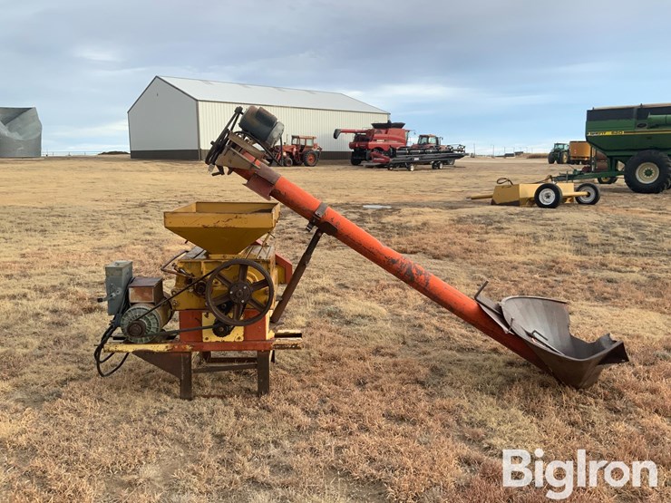 peerless-grain-grinder-w/6"-loading-auger-image-7