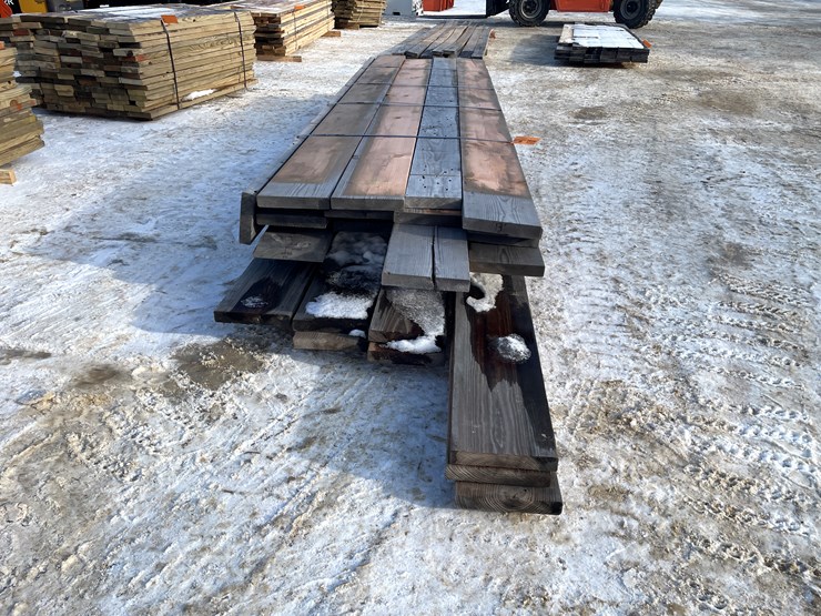 #3806-•-bundle-of-construction-grade-lumber-image-4