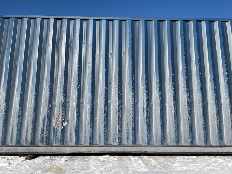 #104-•-40'-high-cube-shipping-container-image-5