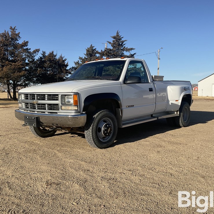 1996 CHEVROLET 3500