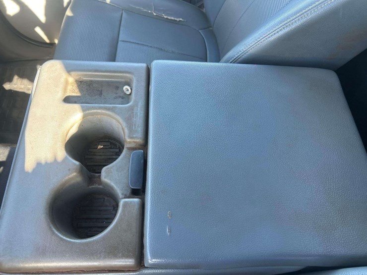 2016-utility-flatbed-image-15