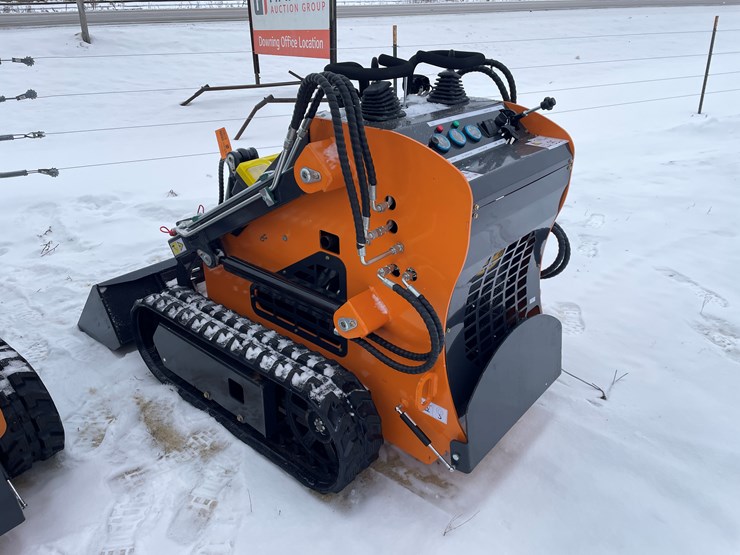 #304-•-new-landhonor-mini-skid-steer-loader-image-7