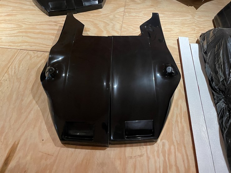 #3852-•-kawasaki-fiberglass-repop-(2)-piece-belly-pan-image-2