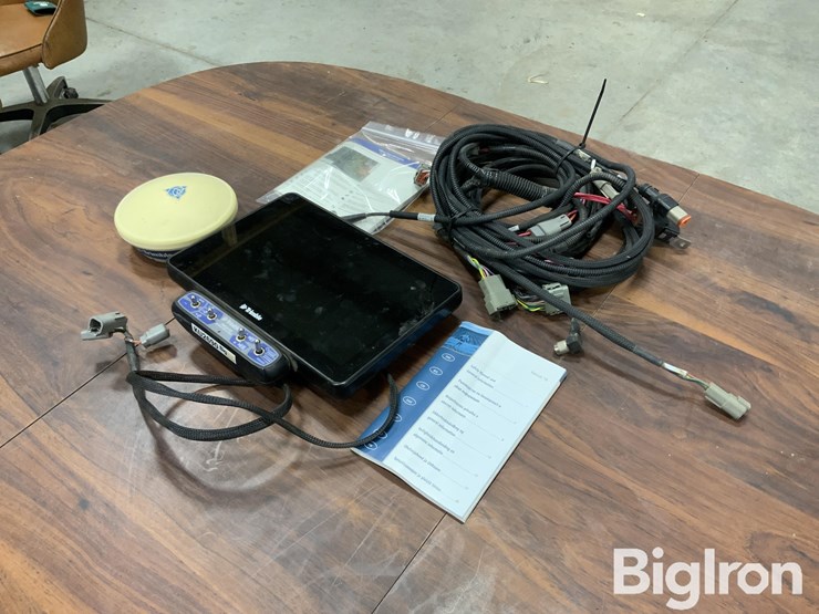 trimble-tmx2050-image-1