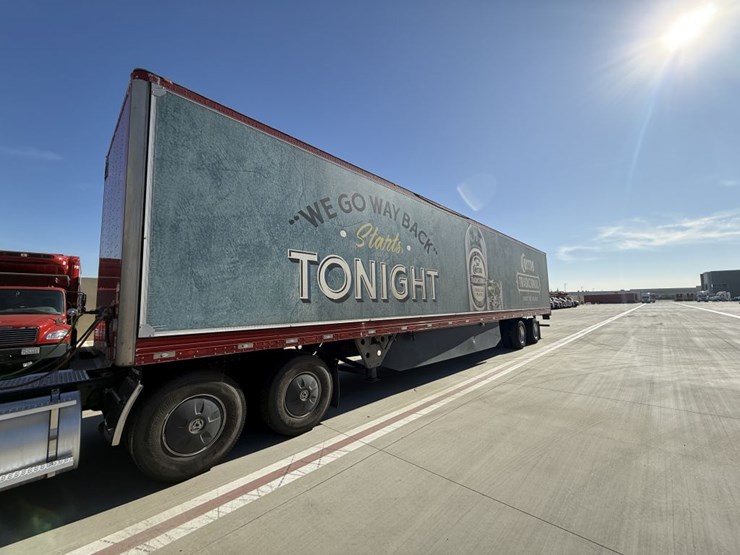 2016-utility-van-image-1