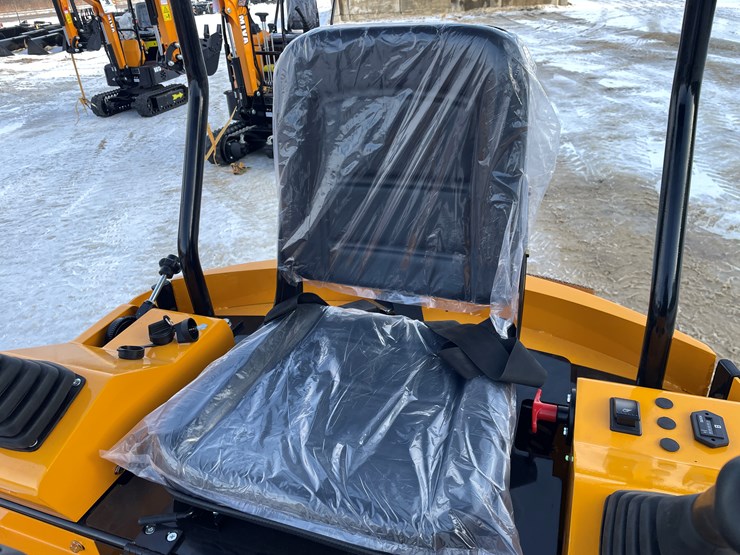 #200-•-miva-va15-mini-excavator-image-22