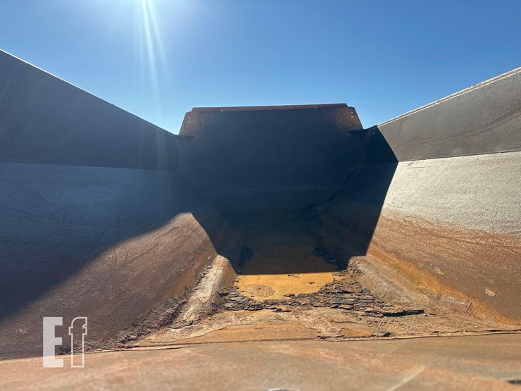 2016-volvo-a30g-image-6