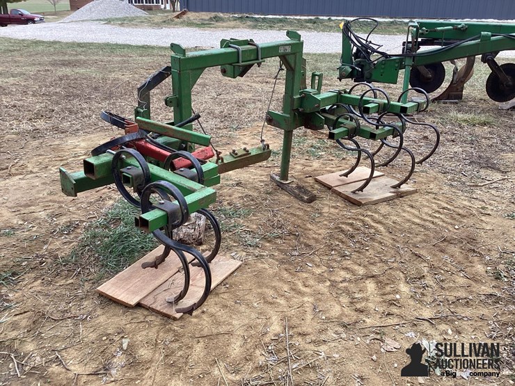 custom-3-pt-2-row-cultivator-image-7