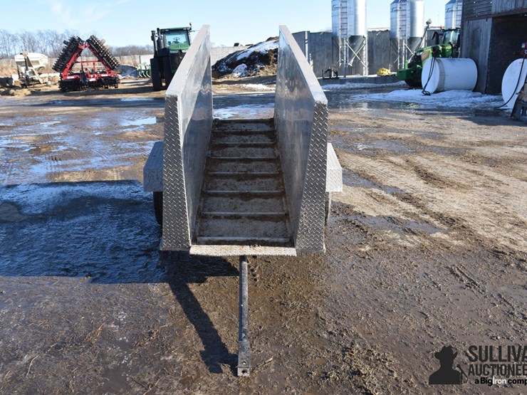 aluminum-cattle-loading-chute-image-2