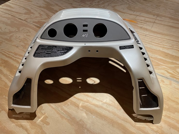 #3849-•-1992-ski-doo-formula-mx-x-snowmobile-hood-image-7