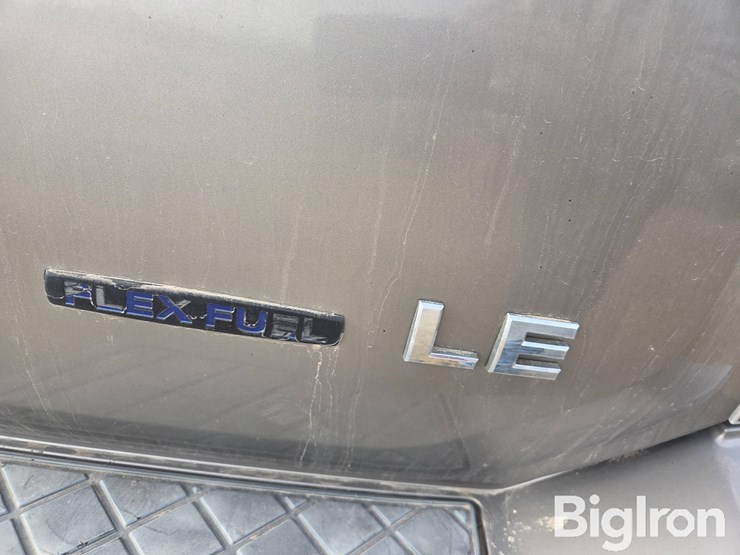 2009-nissan-armada-image-18