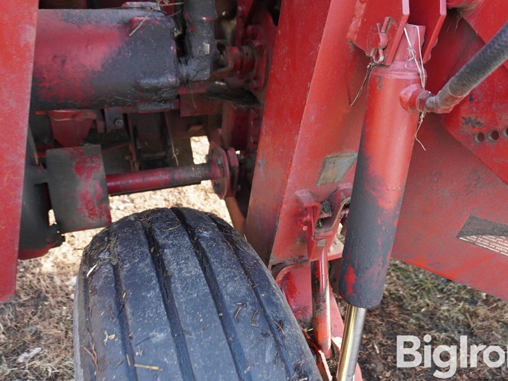 1989-new-holland-499-image-16