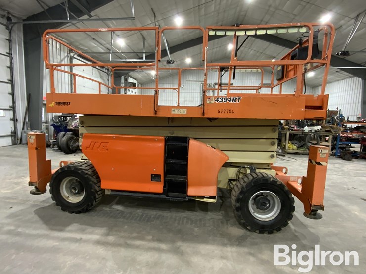 2014-jlg-4394rt-image-4