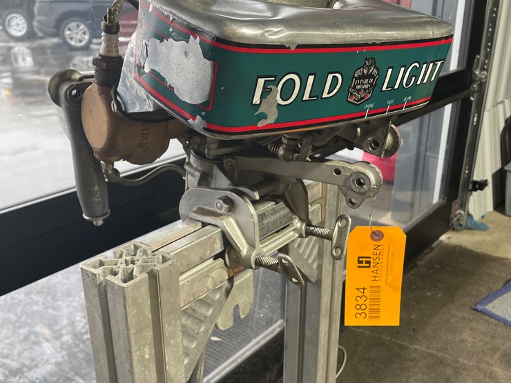 #3834-•-evinrude-foldlight-vintage-outboard-boat-motor-image-2