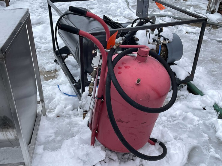 #3525-•-110-lb.-sand-blaster-image-4