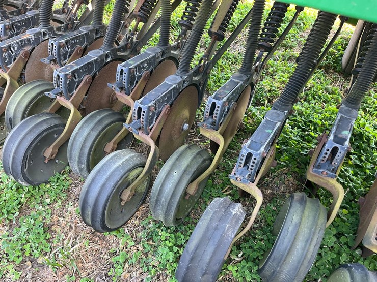 john-deere-1520-image-11