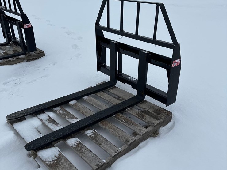 2713----3500#---48"-compact-fork-attachment-image-1