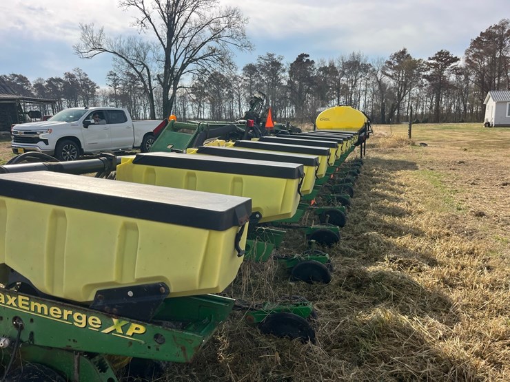 john-deere-36-image-8