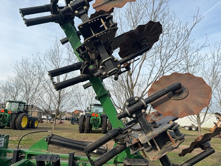 unverferth-ripper-stripper-image-33