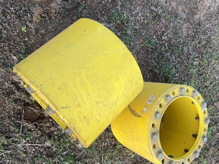 unverferth-12-bolt-front-wheel-spacers-￼-measuring-approximately-16-inches-outside-the-outside-image-6