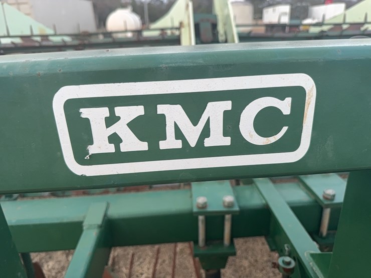 kmc-6-38-(6row-on-38”-only)-peanut-digger/inverter-image-8