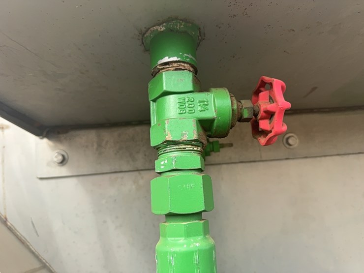 newton-crouch-spreader-cart-image-54