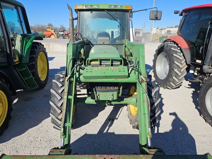 1996-john-deere-6400-image-4