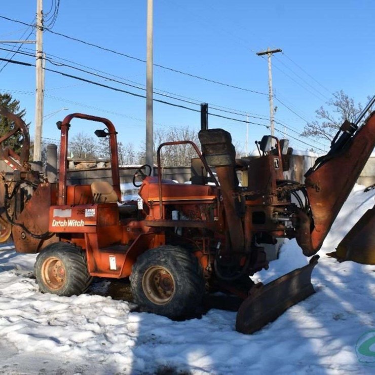 DITCH WITCH 5110DD
