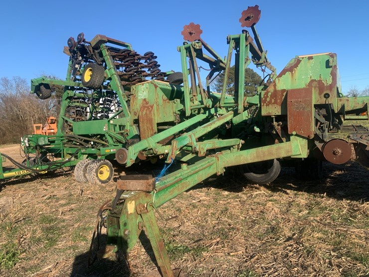 folding-grain-drill-image-3